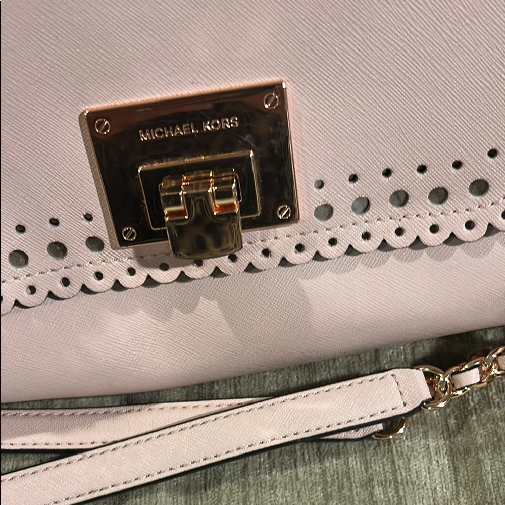 Michael Kors violet Vivian braided chain, Crossbody bag 13 inch or 24 inch drop - Picture 2 of 11